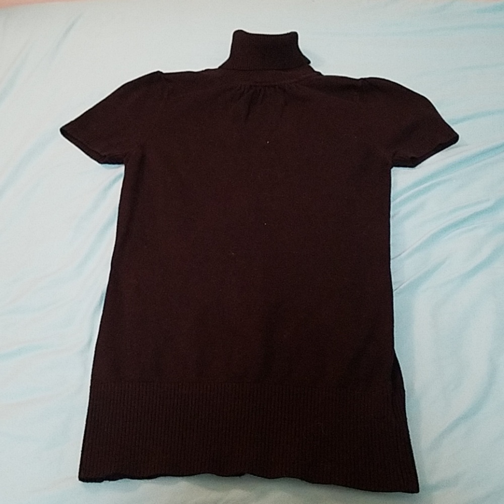Short sleeve turtle neck